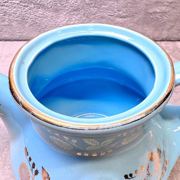 Vintage Pearl China Co Teapot Blue Hand Decorated 22KT Gold Floral USA - Picture 4 of 10
